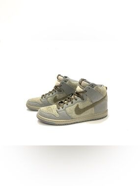 2011 Nike Dunk High Premium SB 'Tauntaun'